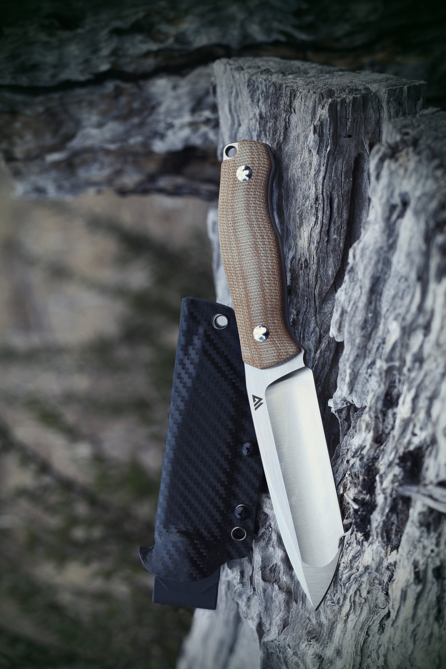 Wilora Crest | Full Tang, Micarta Handle, Kydex Sheath