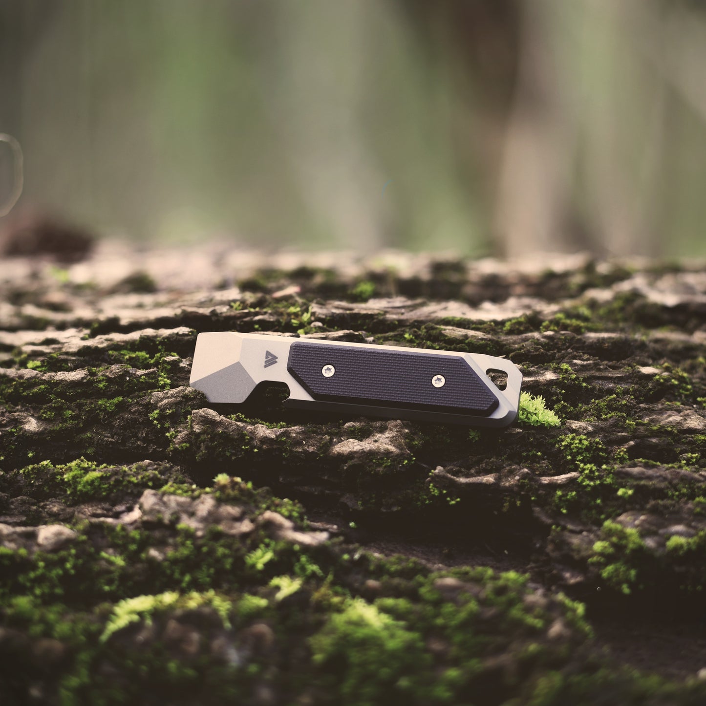 Wilora Wedge – TC4 Titanium EDC Pry Bar - Black Edition