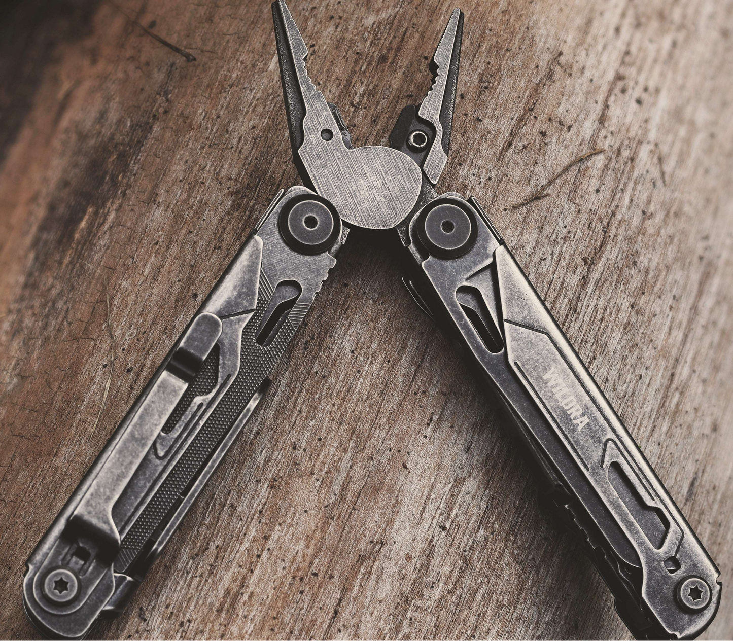 Wilora Ironstone – Multitool (Leather Sheath Edition)